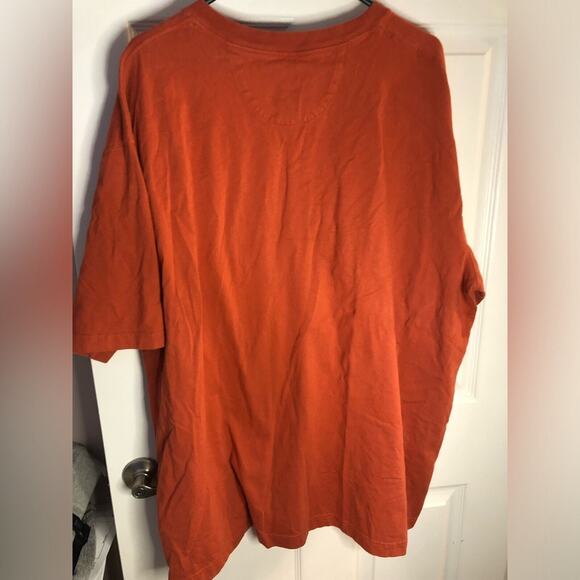 Duluth Trading Company Men’s 3 Button Henley Relaxed Fit Longtail Tee (2XL) - Picture 4 of 4